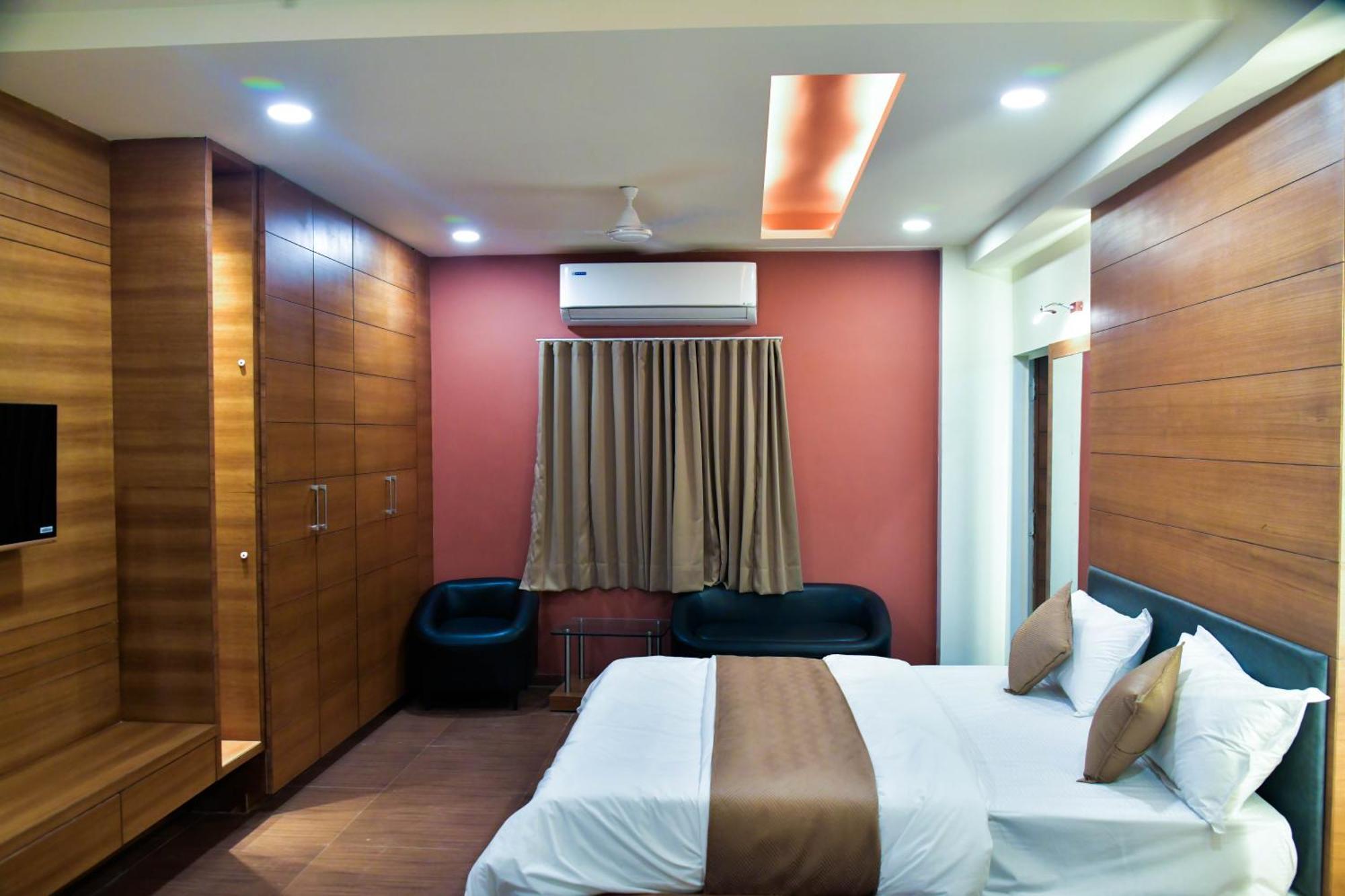 גנדהינאגר Hotel Ashooka Inn מראה חיצוני תמונה